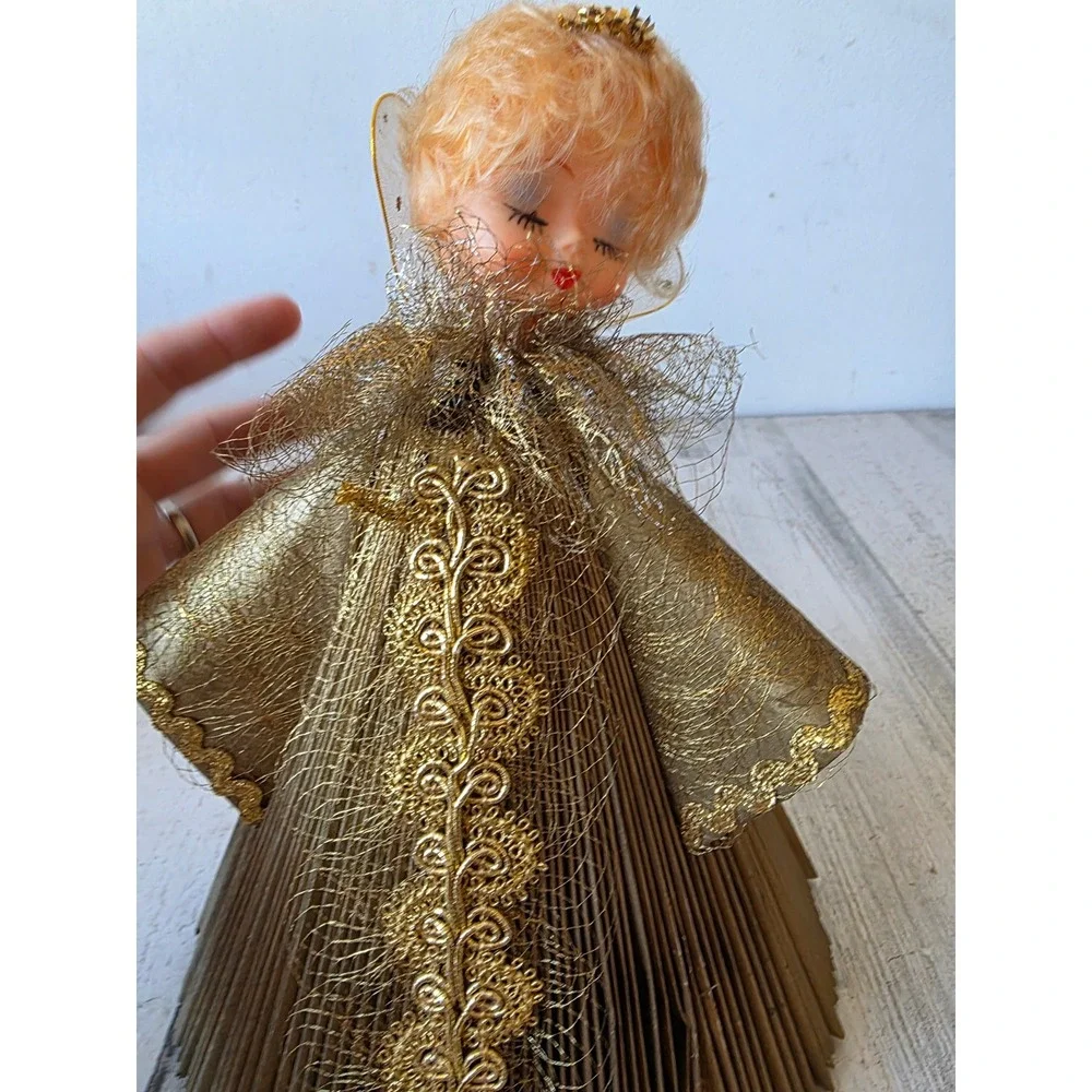 Vintage newspaper angel cherub Xmas tinsel decor